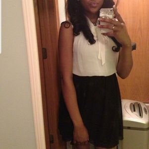 🌹 Sweet Storm Dress (M) - Black & White 🌹